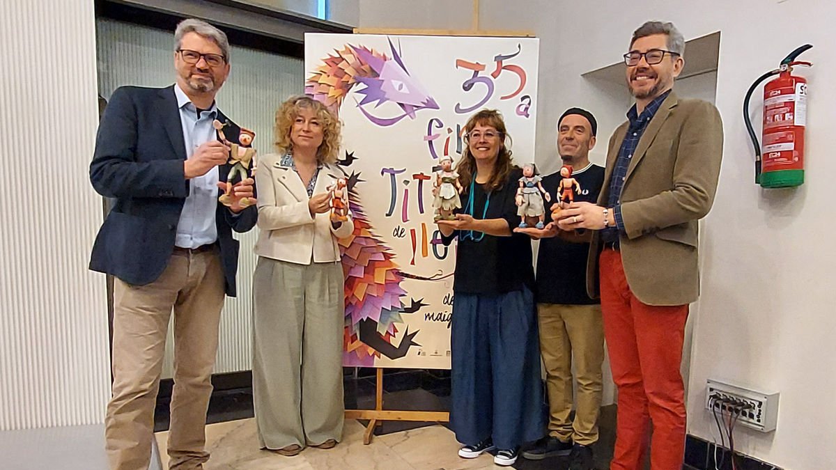Presentació ahir a la regidoria de Cultura de la 35 edició de la Fira de Titelles de Lleida.