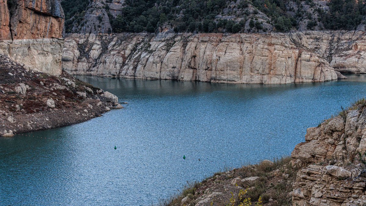 Vista del pantà de la Llosa del Cavall, al curs del Cardener, l’estiu passat.