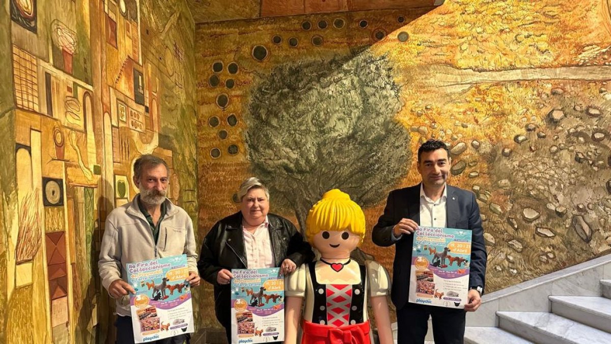 La presentació de la Fira de Playmobil ahir a la Diputació.