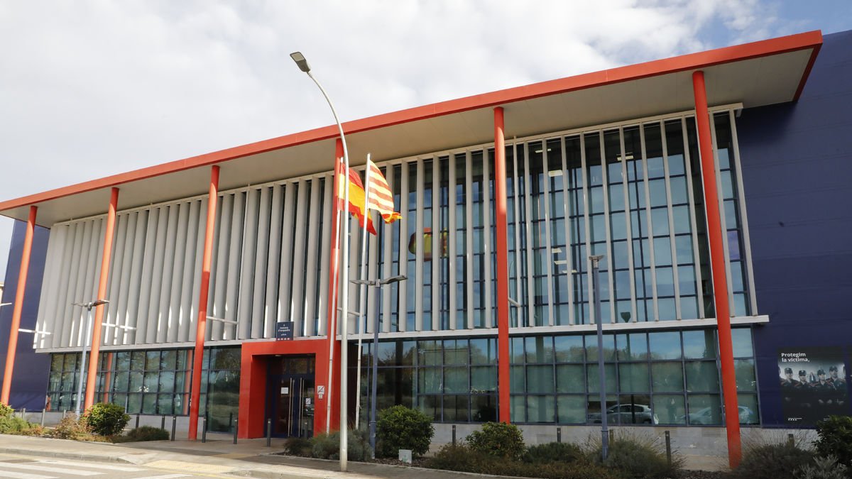 Imatge de la comissaria dels Mossos d’Esquadra a Lleida.