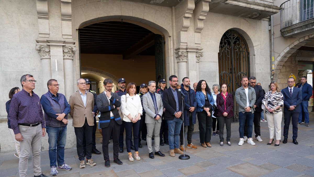 L’ajuntament de Girona va guardar un minut de silenci per recordar el veí assassinat a Bamian.