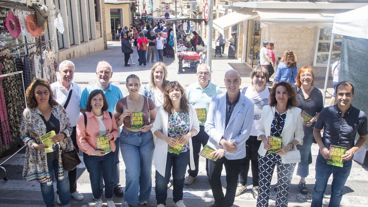 Tomàs Molina i Anna Belló, amb l’alcaldessa, Alba Pijuan.