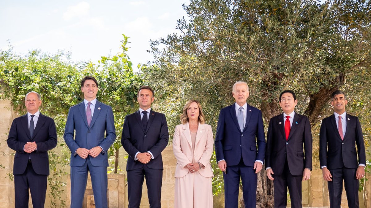 Foto de família dels líders dels set països més industrialitzats del planeta, que formen el G7.
