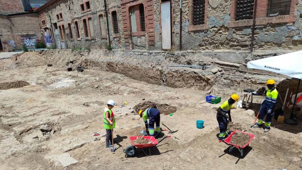 Excavació arqueològica al solar de la nova estació d'autobusos