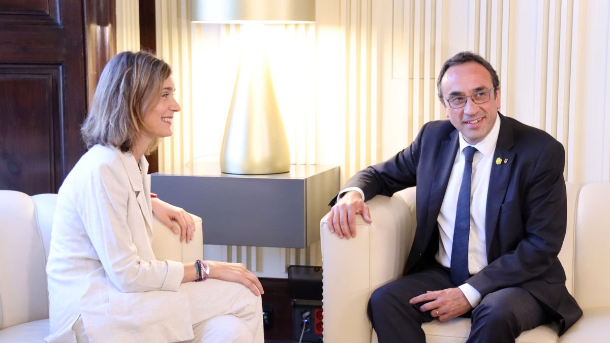 La líder dels comuns, Jéssica Albiach, es va reunir ahir amb el president del Parlament, Josep Rull.