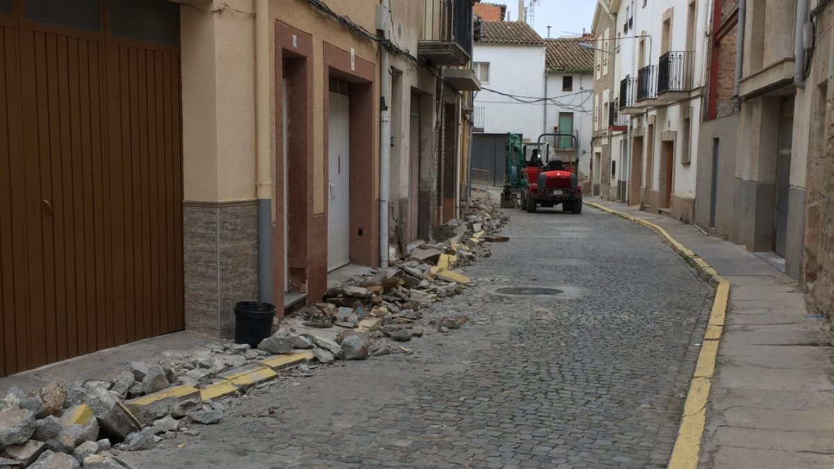 Un dels carrers en els quals està prohibit aparcar a les Borges.