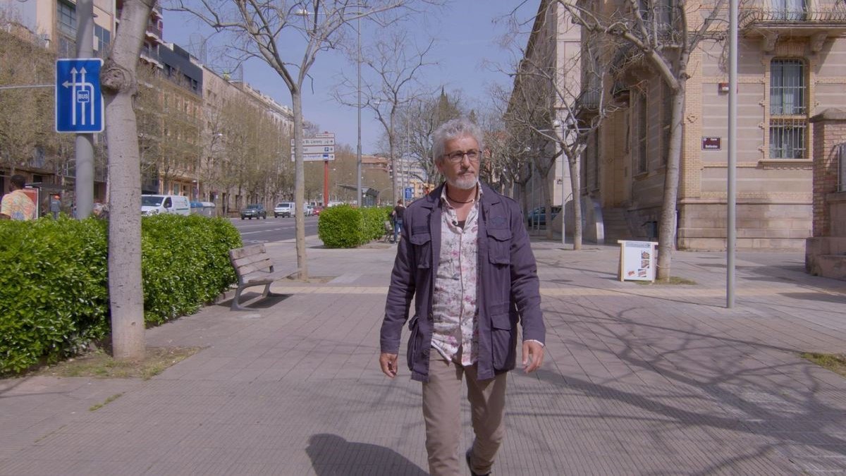 David Fernández a la rambla d’Aragó de Lleida.