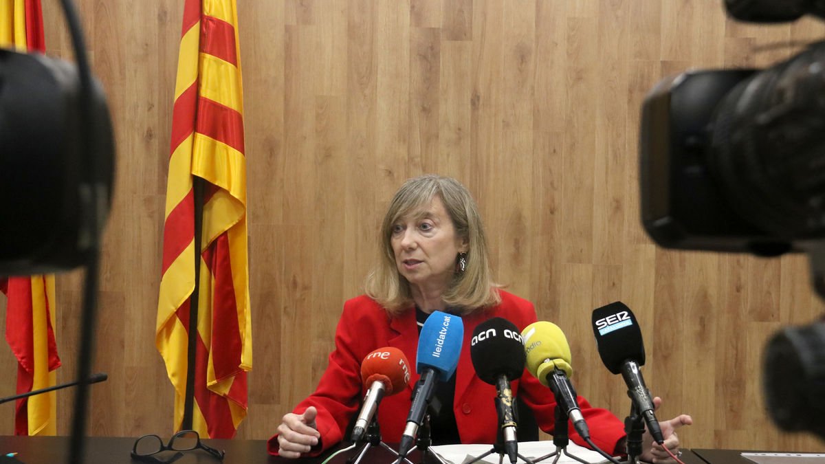 La presidenta de l’Audiència de Lleida, Lucía Jiménez, presentant ahir la Memòria judicial del 2023.