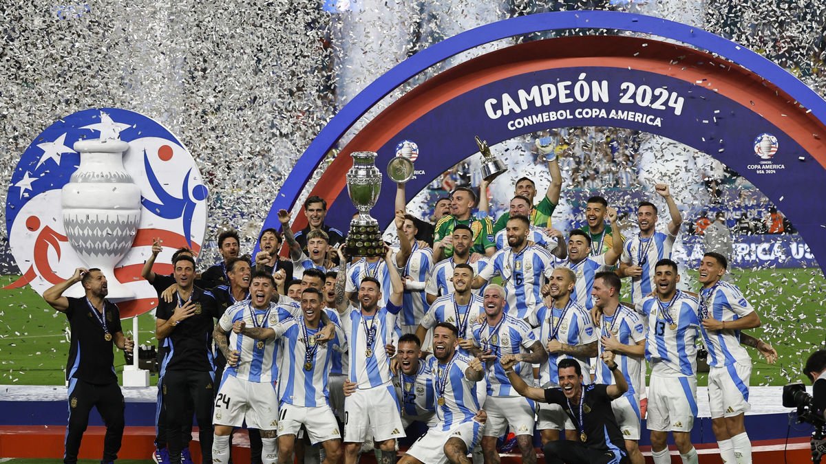 Els jugadors de l’Argentina celebren el triomf a la Copa Amèrica.