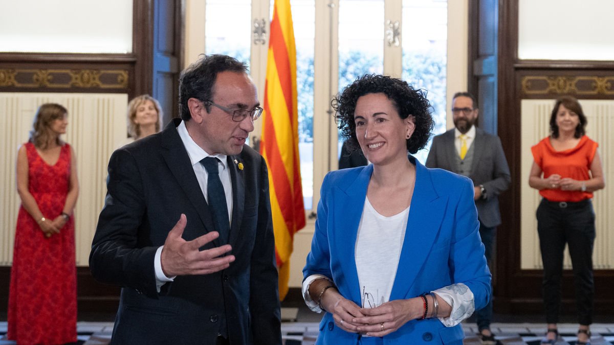 Marta Rovira va ser ahir rebuda per Josep Rull al Parlament.