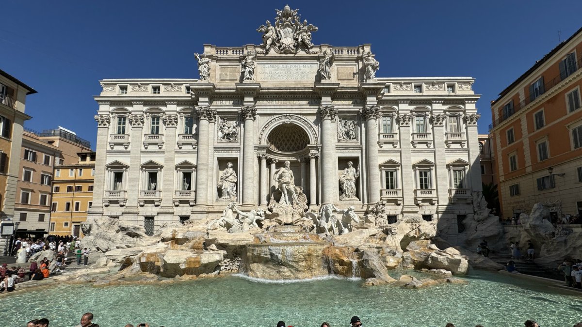 La Fontana de Trevi cobrará 2 euros por una experiencia única en Roma, la ciudad más visitada de Europa