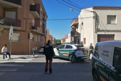 Imatge de l'operació de la Guàrdia Civil aquest matí a Almacelles.