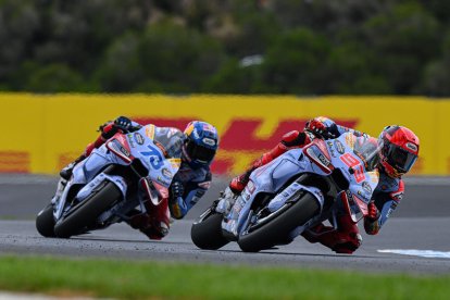 Los hermanos Marc y Álex Márquez (Ducati) en la Practice del GP Australia de MotoGP, en el circuito de Phillip Island.