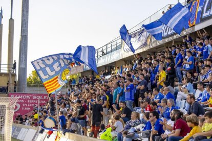 Imatge del Gol Nord del Camp d’Esports durant l’últim partit a casa davant de l’Alzira. - JORDI ECHEVARRIA