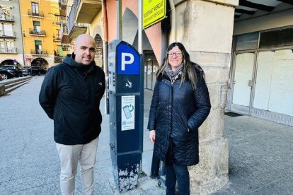 El edil de Urbanismo, Guifré Ricart, y la alcaldesa, Lorena González. - PAERIA DE BALAGUER
