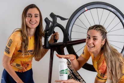 Maria Banlles i la madrilenya Alba Álvarez, també fitxada aquest any per l’equip Massi. - TEAM MASSI BAIX TER