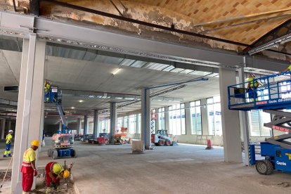 Treballs de construcció de la nova estació d'autobusos de Lleida.