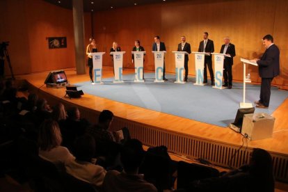 Debat organitzat pel Grup SEGRE que, com és tradicional, tanca les campanyes electorals, en aquesta ocasió les autonòmiques, en el qual participen els candidats lleidatans dels set partits amb representació parlamentària durant la legislatura anterior.