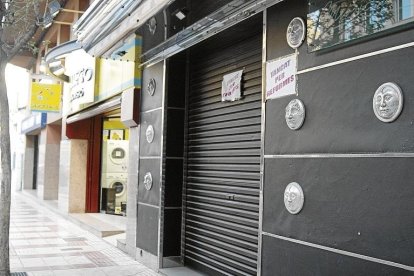 A punt el projecte per a la demolició de Musicland