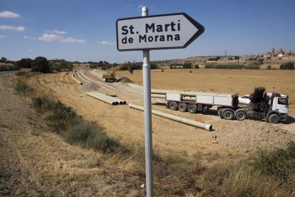 Canonades d’obres per al regadiu a Guissona.