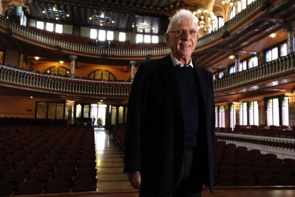 Raimon, ahir al Palau de la Música Catalana, on es retirarà.