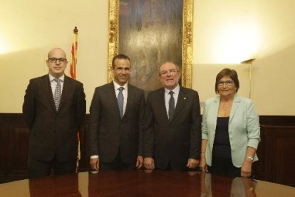 Presentació del conveni entre la Diputació i La Caixa.