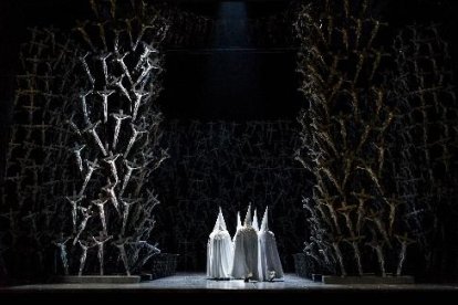 L’òpera ‘Norma’, de Bellini, en la nova versió d’Àlex Ollé.