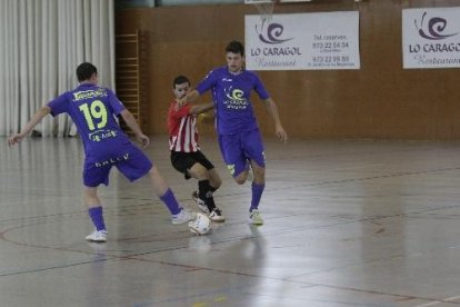 Lo Caragol perd 4-5 davant de l’Esplugues en l’inici de la Lliga