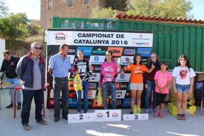 El podi femení a l’Enduret de la Clua de Bassella.