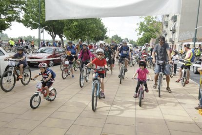 Imatge d'arxiu d'una pedalada popular a Lleida.