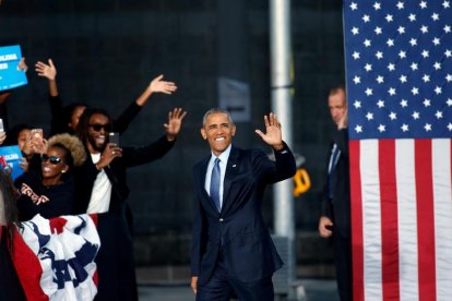 Obama va participar ahir en un acte a favor de Hillary Clinton.