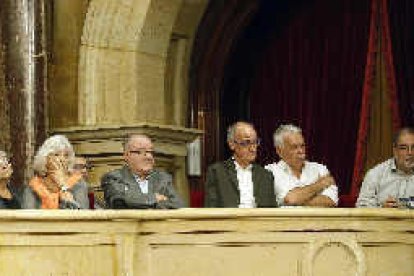 Llum verda del Parlament a anul·lar els consells de guerra franquistes