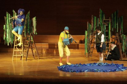 Espectacle ‘Pere i el llop’, ahir a l’Auditori Enric Granados.