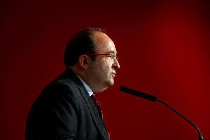 Iceta avisa que si el PSOE gira a l’abstenció, el PSC decidirà què fa