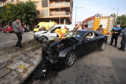 Els dos vehicles implicats en el xoc a Pardinyes