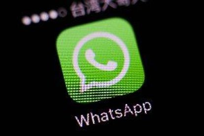 Europa vol evitar que WhatsApp intercanviï dades personals amb Facebook