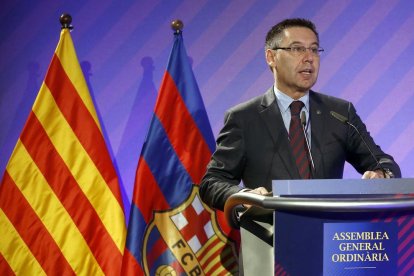 Josep Maria Bartomeu, ahir mentre es dirigia a l’Assemblea de Socis Compromissaris del FC Barcelona.