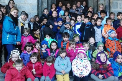 Algunos de los alumnos de la escuela de La Vall de Boí.