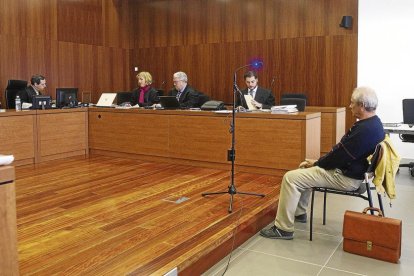 El acusado declaró ayer ante la Audiencia Provincial de Zaragoza. 