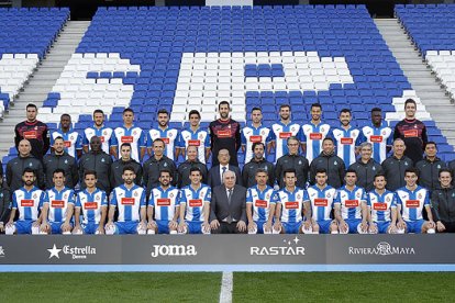 Chen Yansheng va presidir la foto oficial de la temporada de l’Espanyol.