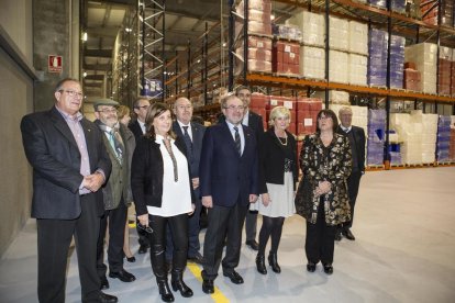 Joan Aregio, Joan Rañé y la alcaldesa de Tàrrega, Rosa M. Perelló, visitaron las instalaciones.