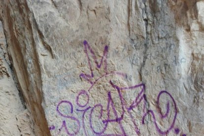 La pintada hallada en la Cova del Tabac de Camarasa.