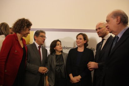 Montserrat, Millo, Sáenz de Santamaría, Colau, Romeva i Fernández Díaz, ahir a Barcelona.