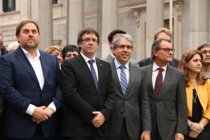 Junqueras, Puigdemont y Mas dieron apoyo ayer a Homs y se trasladaron a Madrid.