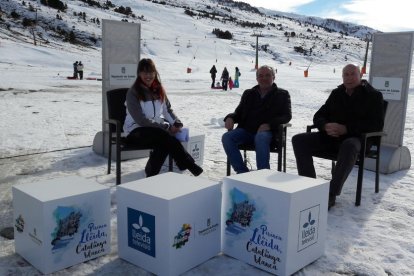 Mariví Chacón, en Baqueira con Joan Reñé y Carlos Barrera.