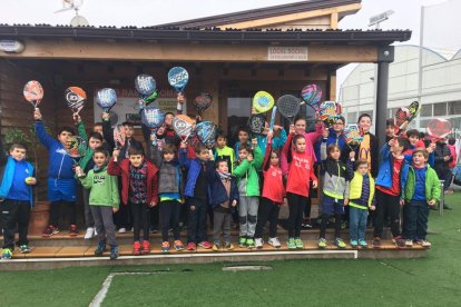 Cerca de 80 niños en el Padelmenors.cat de Alcarràs