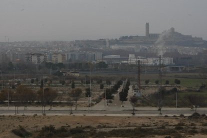 Vista de los terrenos del SUR 42 Torre Salses, situados entre los barrios de La Bordeta y Magraners.