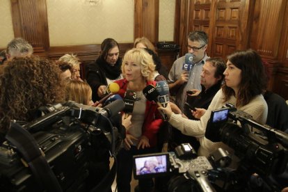 La subdelegada del Govern a Lleida, Inma Manso, ahir durant l’esmorzar amb la premsa.