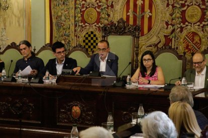 Primer ple amb el nou consistori de Miquel Pueyo