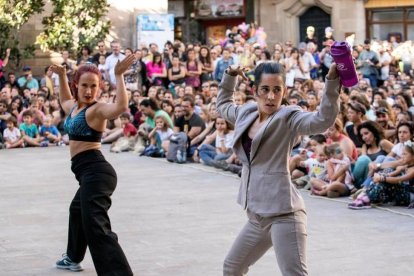 El certamen de teatre al carrer celebra la 39a edició.